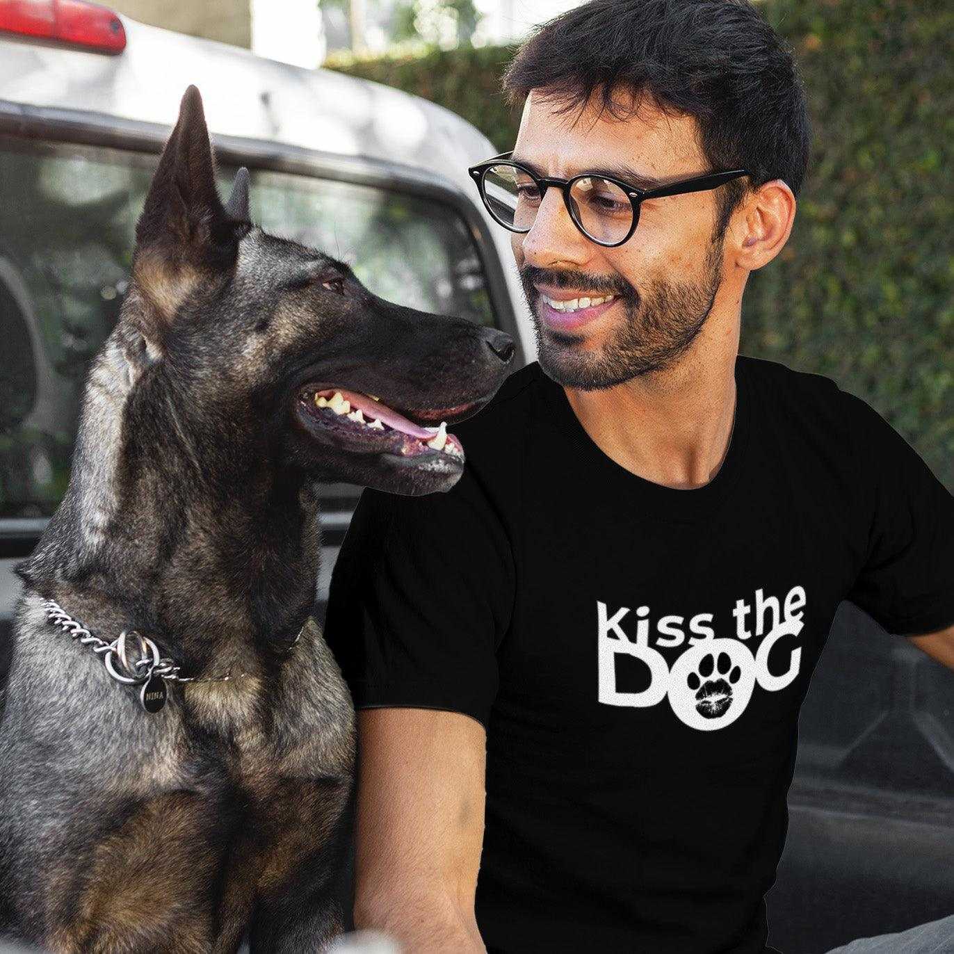T-Shirt - "Kiss the Dog" Kussmund im "O" ohne Kralle